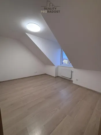 Pronájem bytu 3+1, Jistebník, 96 m2