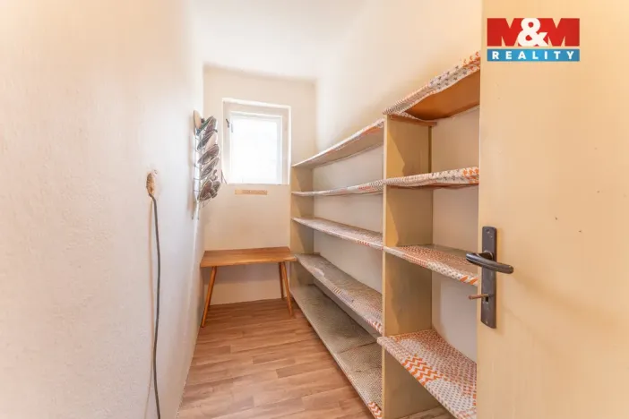 Prodej rodinného domu, Uhlířské Janovice, Fügnerova, 285 m2