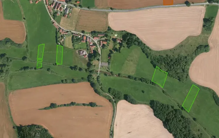 Prodej pole, Tojice, 44359 m2