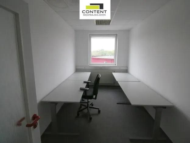 Pronájem skladu, Kutná Hora - Hlouška, Masarykova, 9008 m2