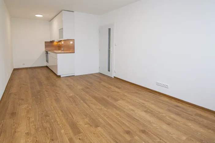 Pronájem bytu 2+kk, Praha - Krč, Vikova, 41 m2