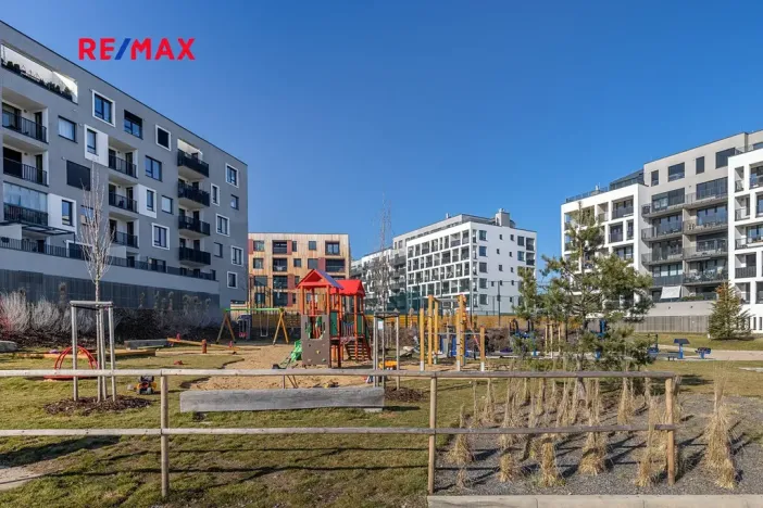 Prodej bytu 1+kk, Praha - Ruzyně, Stočesova, 30 m2