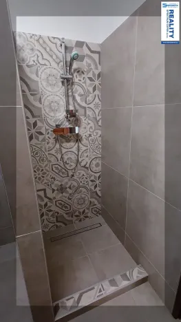 Pronájem výrobních prostor, Srubec, Ledenická-St. Pohůrka, 205 m2