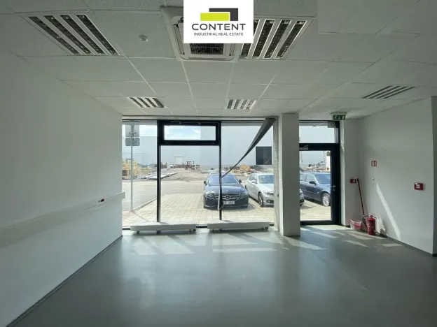 Pronájem výrobních prostor, Hradec Králové - Slezské Předměstí, Bratří Štefanů, 576 m2