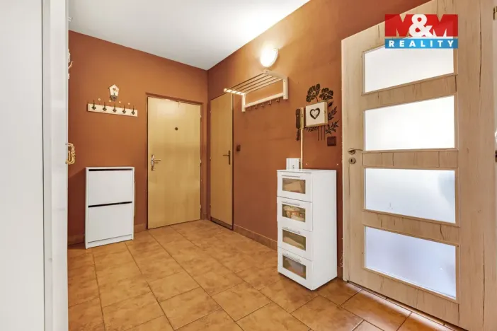 Prodej bytu 2+1, Holoubkov, 61 m2