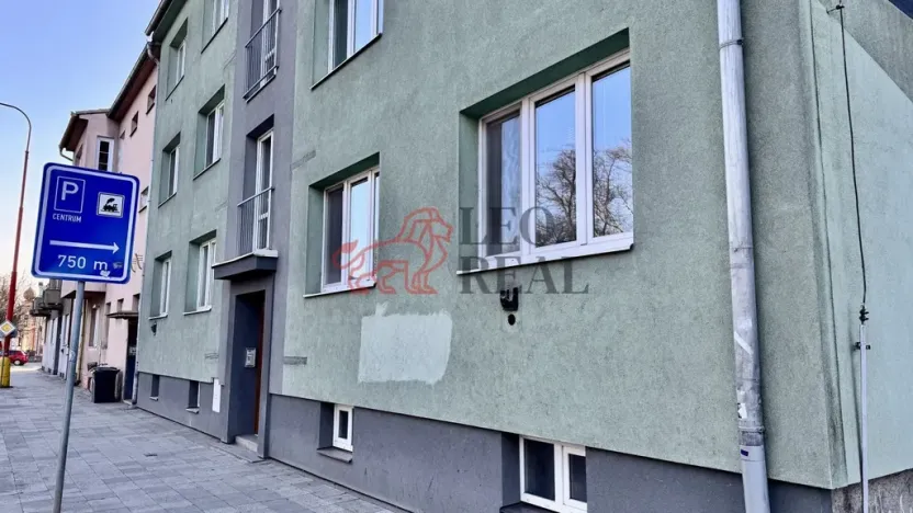 Pronájem bytu 2+1, Uherské Hradiště, Tř. Maršála Malinovského, 59 m2