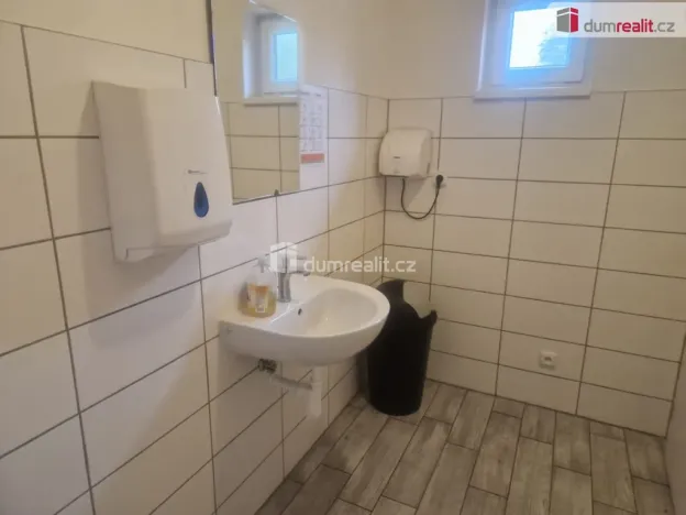 Prodej restaurace, Dasnice, 230 m2