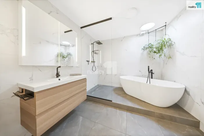 Prodej bytu 6+kk a větší, České Budějovice - České Budějovice 7, Matice školské, 177 m2