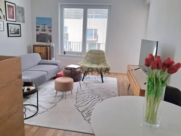 Pronájem bytu 2+kk, Plzeň - Valcha, Špačková, 52 m2