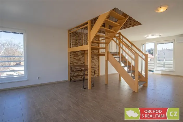 Pronájem bytu 5+kk, Praha, Modřanská, 119 m2