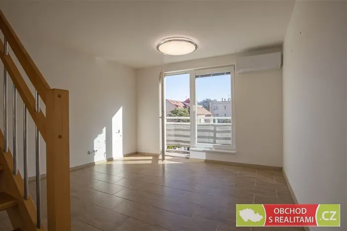 Pronájem bytu 5+kk, Praha, Modřanská, 119 m2