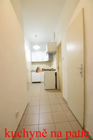 Pronájem bytu 1+kk, Praha - Vršovice, Sevastopolská, 19 m2