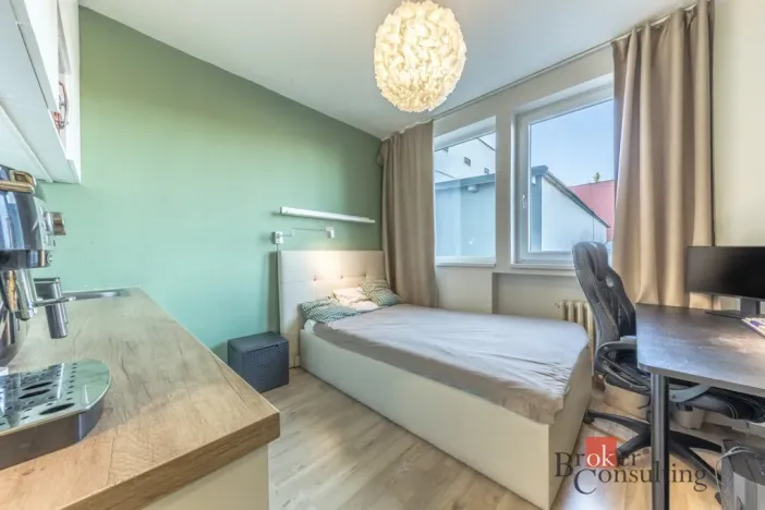 Prodej bytu 1+kk, Praha - Jinonice, Peroutkova, 16 m2