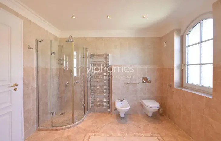 Pronájem vily, Praha - Nebušice, 400 m2