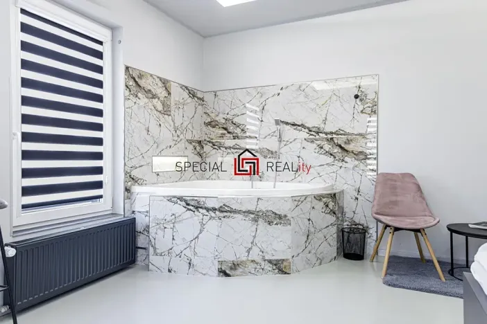 Prodej ubytování, Ostrava, 17. listopadu, 138 m2