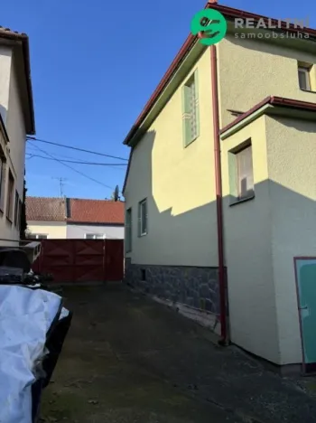 Prodej rodinného domu, Koryčany, Svatoplukova, 300 m2