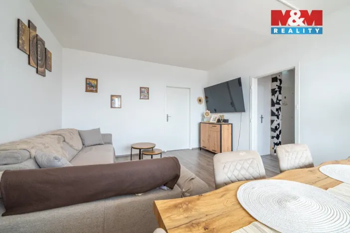 Prodej bytu 3+1, Cvikov - Cvikov II, Sídliště, 76 m2