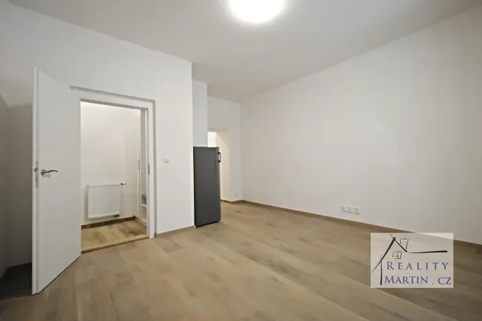 Pronájem bytu 1+kk, Příbram, Mariánské údolí, 30 m2