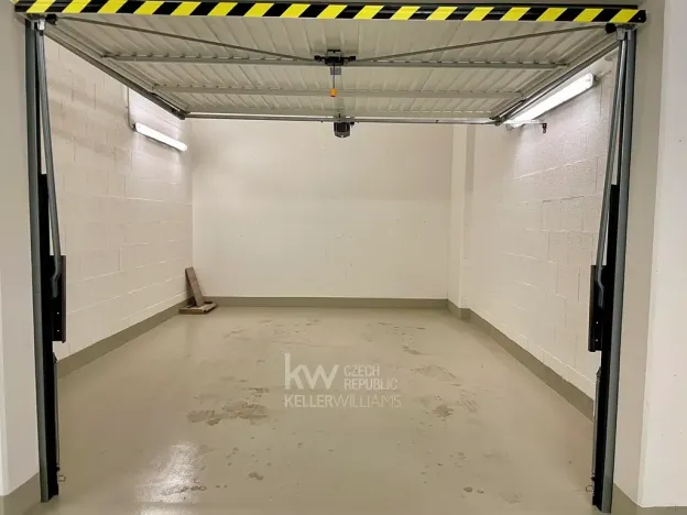 Pronájem bytu 2+kk, Praha - Třebonice, U Radosti, 51 m2