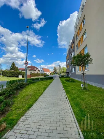 Prodej bytu 1+kk, Praha - Uhříněves, Františka Diviše, 35 m2
