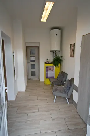 Pronájem obchodního prostoru, Horšovský Týn, Jindřicha Jindřicha, 27 m2