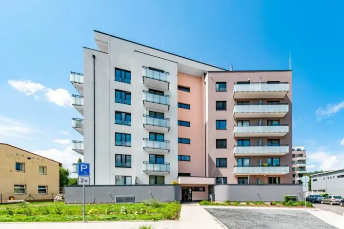 Pronájem bytu 1+kk, Praha - Hodkovičky, Šífařská, 37 m2
