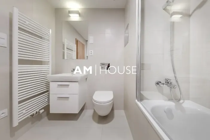 Pronájem bytu 2+kk, Praha - Strašnice, Zvěřinova, 61 m2