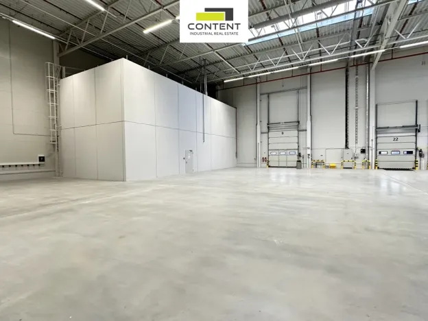 Pronájem výrobních prostor, Ostředek, 10200 m2