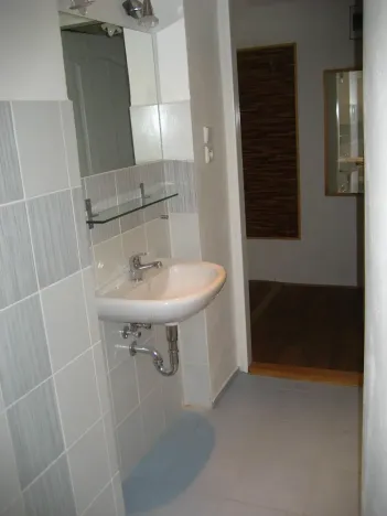 Pronájem bytu 1+1, Praha - Holešovice, Kamenická, 41 m2