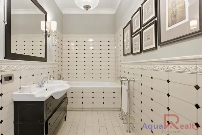 Prodej bytu 2+kk, Karlovy Vary, Svahová, 69 m2