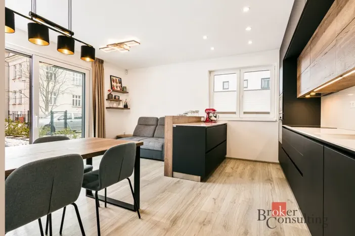 Prodej bytu 3+kk, Hronov, Husova, 70 m2