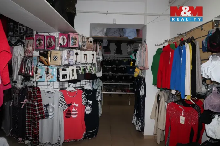 Pronájem obchodního prostoru, Cheb, Svobody, 120 m2