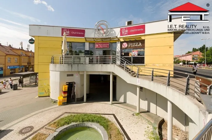 Pronájem obchodního prostoru, Praha - Kobylisy, Klapkova, 467 m2