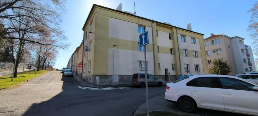 Pronájem bytu 2+kk, Louny, Dukelská, 42 m2