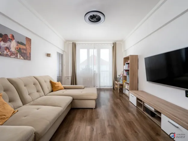 Prodej bytu 3+1, Pardubice - Zelené Předměstí, Benešovo náměstí, 73 m2