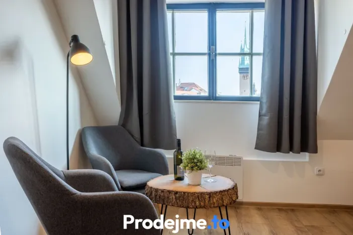Prodej apartmánu, Znojmo, Mikulášské náměstí, 108 m2