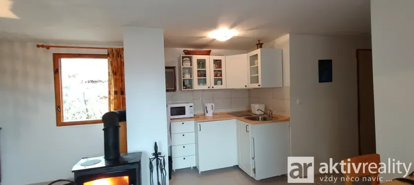 Pronájem chaty, Ledce, 44 m2