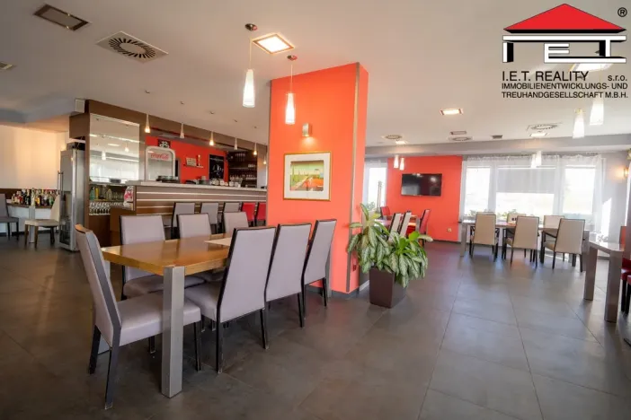 Prodej restaurace, Frýdek-Místek, Olbrachtova, 1004 m2