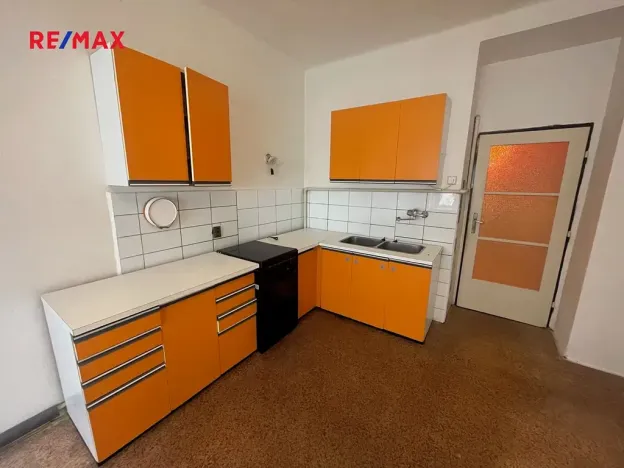 Pronájem bytu 2+1, Praha - Libeň, Vacínova, 96 m2