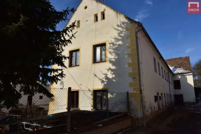 Prodej historického objektu, Královice, 2166 m2