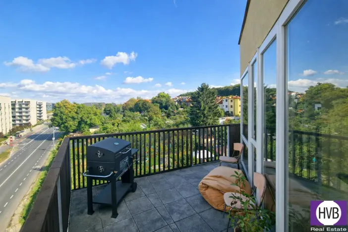 Prodej bytu 2+kk, Praha, Novovysočanská, 75 m2