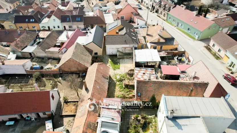 Prodej pozemku pro bydlení, Kuchařovice, 313 m2