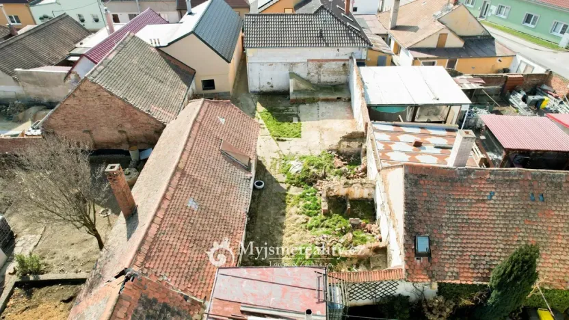 Prodej pozemku pro bydlení, Kuchařovice, 313 m2