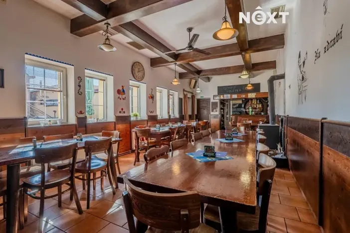 Prodej restaurace, Strážnice, Radějovská, 302 m2