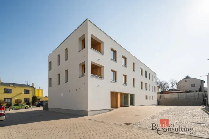 Pronájem bytu 2+kk, Pardubice - Pardubičky, Nová Tesla, 48 m2