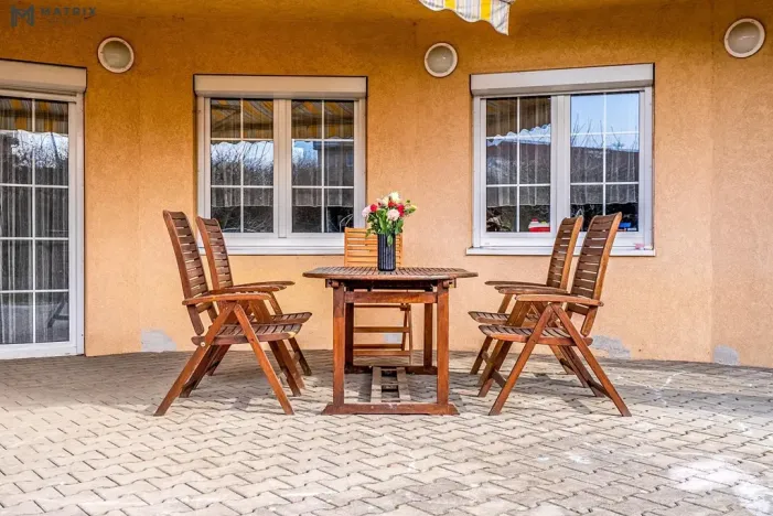 Prodej rodinného domu, Praha - Písnice, V zákopech, 294 m2