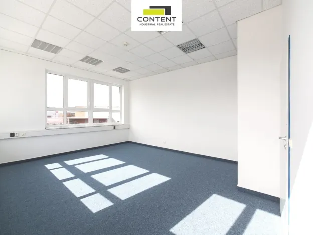 Pronájem skladu, Plzeň - Černice, K Cihelnám, 3000 m2