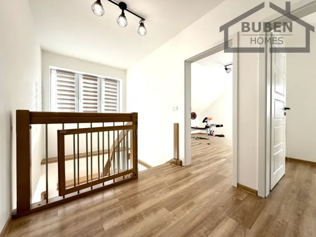 Pronájem rodinného domu, Dlouhý Újezd, 170 m2