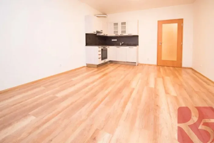 Prodej bytu 2+kk, Praha - Letňany, Tupolevova, 56 m2