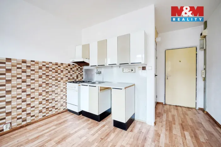 Pronájem bytu 1+1, Rokycany - Nové Město, Pod Ohradou, 35 m2